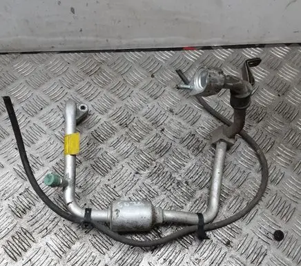 Air conditioning (A/C) pipe/hose