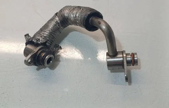 BMW X3 F25 Coolant pipe/hose 7588936