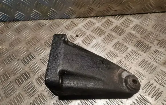Mercedes-Benz C W203 Engine mounting bracket 6112230804