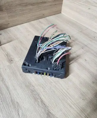 Renault Scenic I Fuse box set 8200033521B 01257 S108502710G