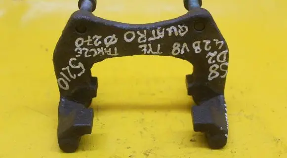 Audi A8 S8 D2 4D Brake caliper pad carrier rear 5210