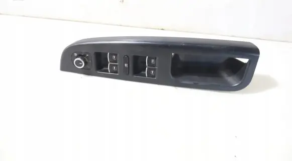 Volkswagen Golf VI Electric window control switch