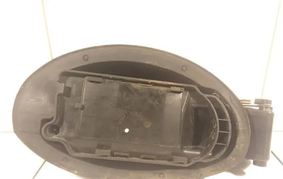 Mercedes-Benz E C207 W207 Fuel tank cap A2076300167
