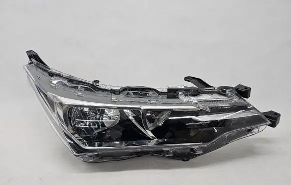 Toyota Corolla E160 E170 Headlight/headlamp 81110-02L50-00