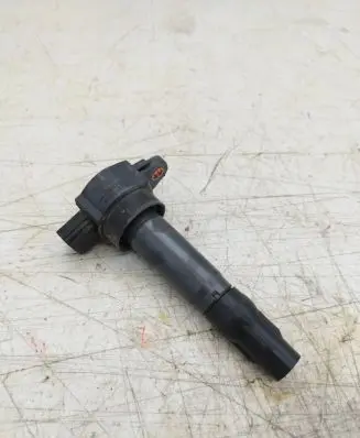 Mitsubishi Colt High voltage ignition coil MN195616 61021535 FK0330