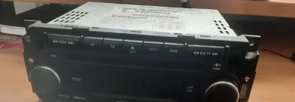 Jeep Cherokee Radio/CD/DVD/GPS head unit P05064066AD