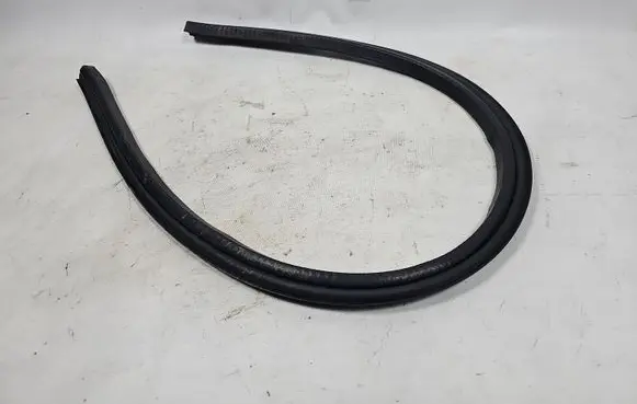 Ford Explorer Engine compartment rubber