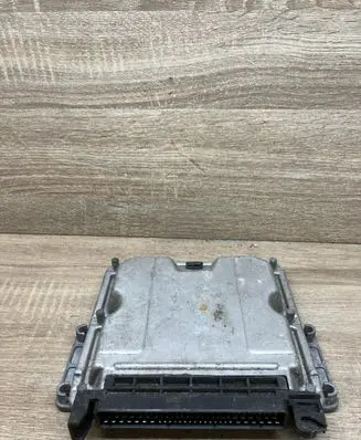 Peugeot 406 Engine control unit/module 9642301480 0281010597