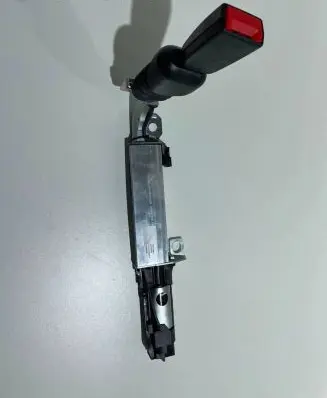 Mercedes-Benz S W222 Front seatbelt A2228605700