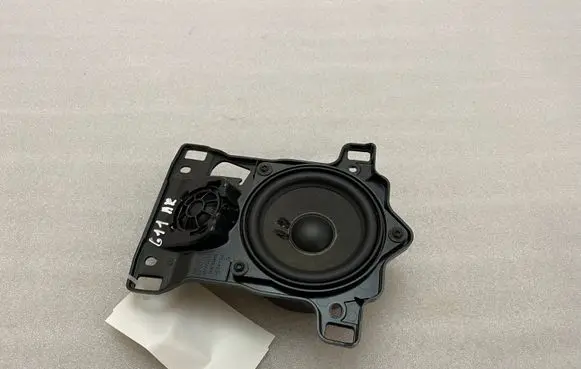 Panel speaker