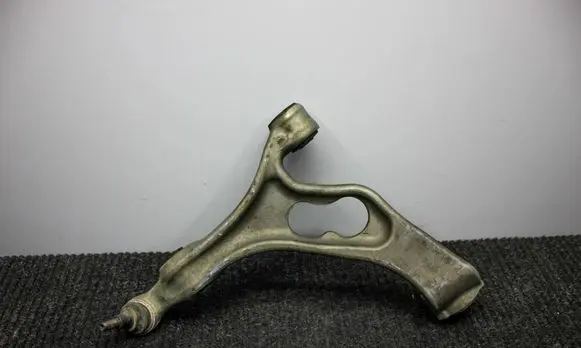 Audi Q7 4L Front lower control arm/wishbone 7P0407152E