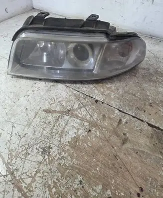 Audi A4 S4 B5 8D Headlight/headlamp 94500668 710990500