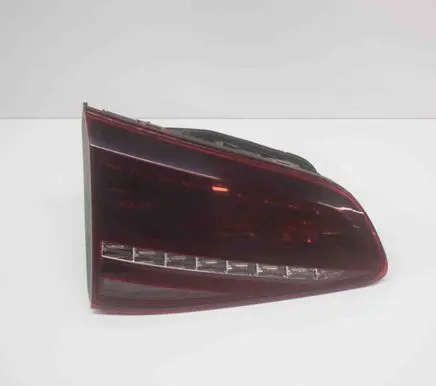 Volkswagen Golf VII Tailgate rear/tail lights 5G0945307E