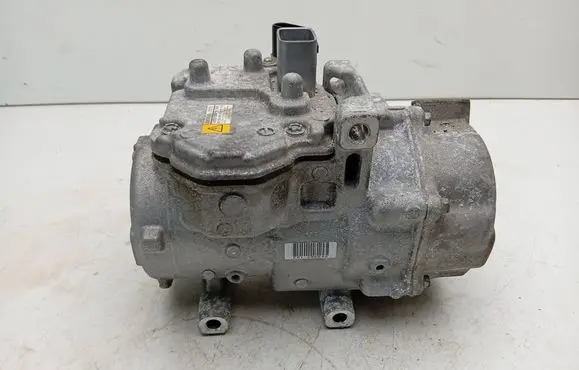 Lexus RX 450H Air conditioning (A/C) compressor (pump) 0422000464
