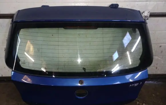 BMW 1 E81 E87 Tailgate/trunk/boot lid