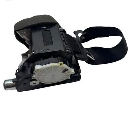 Mercedes-Benz CLS C218 AMG Rear seatbelt 33056784D