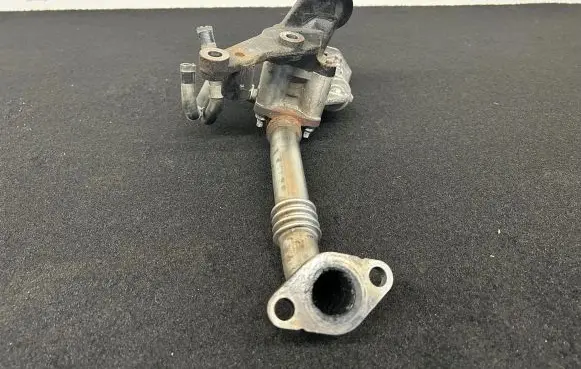Nissan Navara D40 EGR valve cooler 147105X00D VN1501000083 081610146