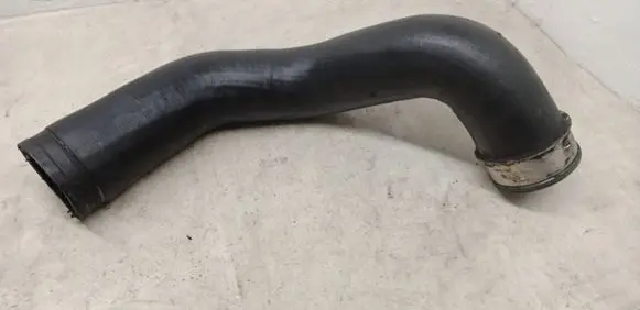 Mercedes-Benz ML W164 Intercooler hose/pipe A1645280682