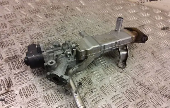 Toyota Prius (XW30) EGR valve cooler 25601-37010-B
