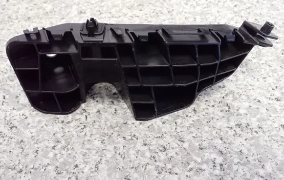 Suzuki Swift II Front bumper mounting bracket