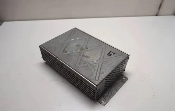 Audi Q7 4L Sound amplifier 4L0035223 4L0910223 703001000032