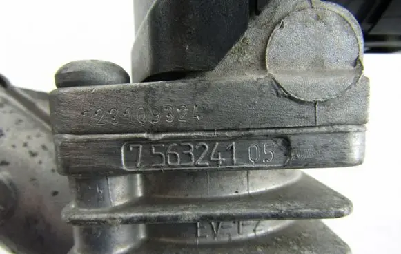 BMW 1 E82 E88 EGR valve 7563241