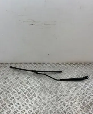 Renault Captur II Windshield/front glass wiper blade 288810776R