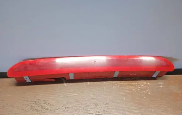 Volkswagen PASSAT B6 Third/center stoplight 1K6945097B