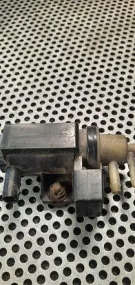 Mercedes-Benz Sprinter W906 Vacuum valve A0061536628 70078202