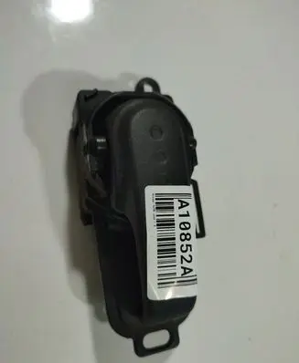 Nissan Note (E11) Rear door interior handle NissanNOTE200615
