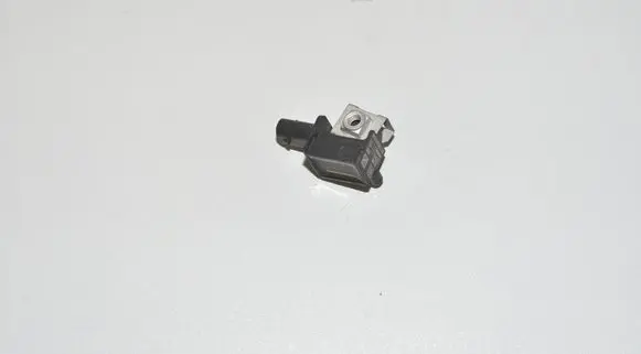 BMW 5 F10 F11 Airbag deployment crash/impact sensor 9224177 65779224177
