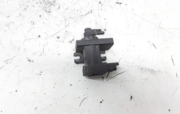 Citroen C5 Turbo solenoid valve 9660693180