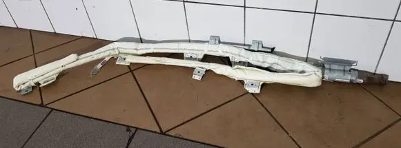 Isuzu D-Max Roof airbag