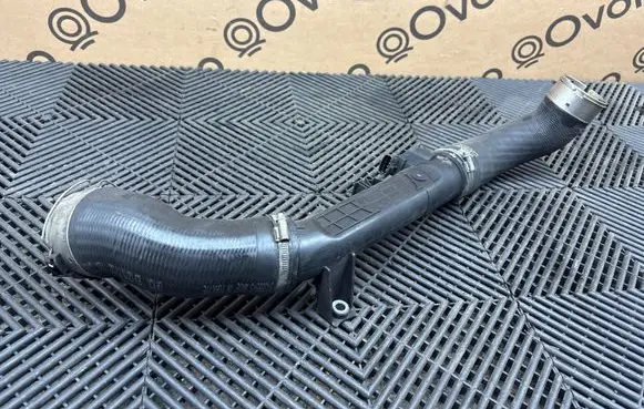 Volvo XC90 Intercooler hose/pipe 31422153