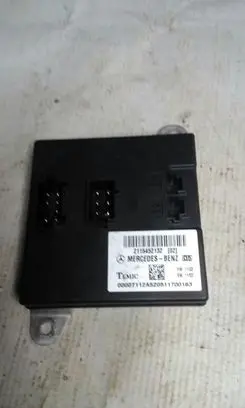 Mercedes-Benz E W211 Comfort/convenience module 2115452132