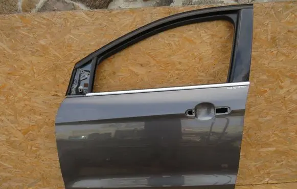 Ford Kuga II Front door 