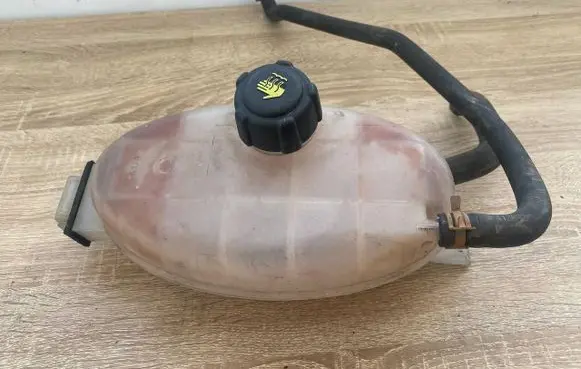 Renault Trafic II (X83) Coolant expansion tank/reservoir 7700312900 91165571