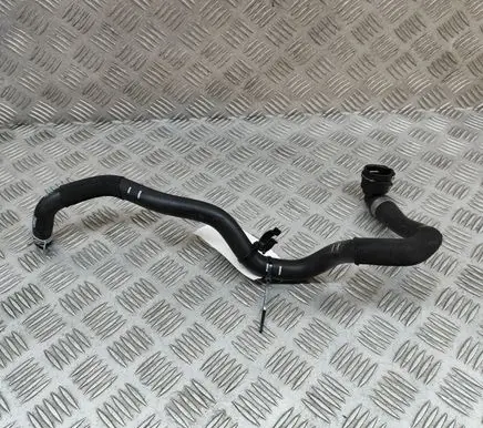 Volvo XC40 Engine coolant pipe/hose 32325209