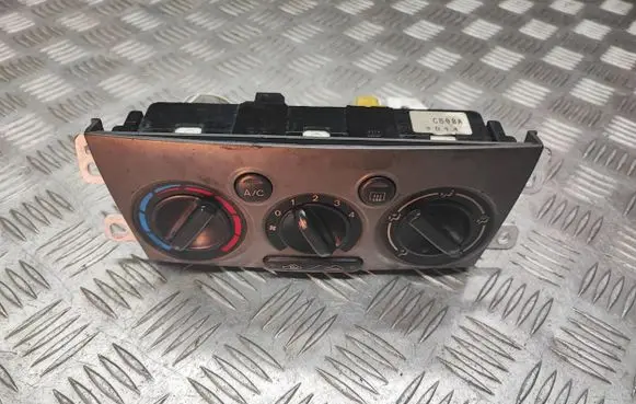 Mazda Premacy Climate control unit CB08A 9D14