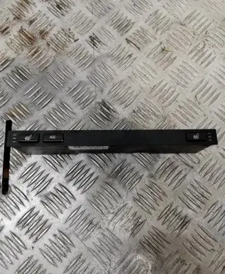 Traction control (ASR) switch
