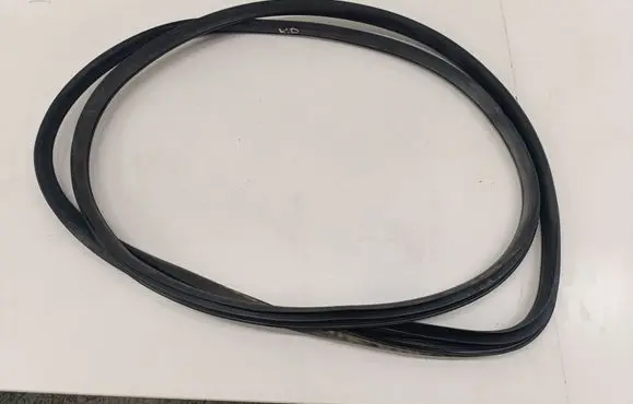 MG ZS Front door rubber seal 