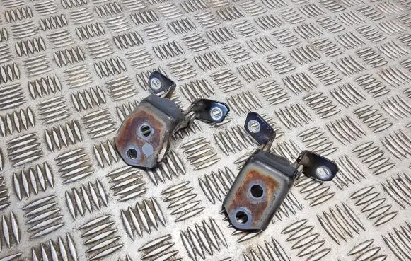 Mazda 6 Front door hinge set 