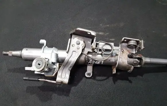 Mitsubishi Colt Steering wheel axle