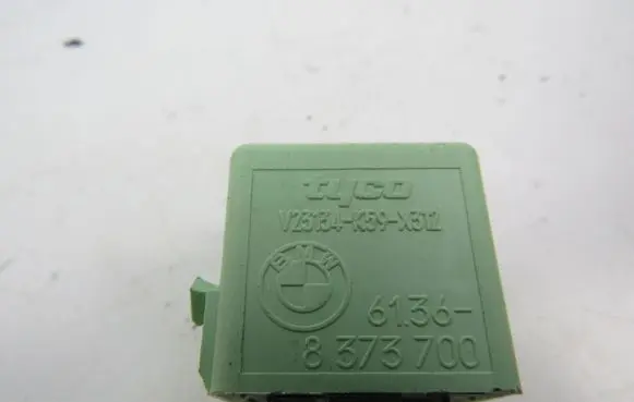 BMW 3 E46 Other relay 8373700