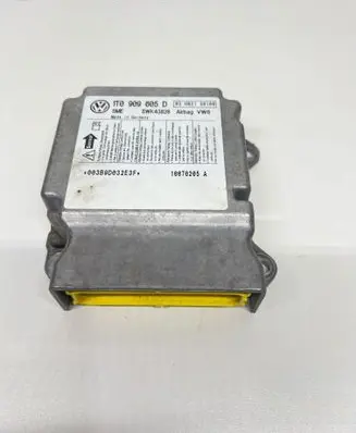 Volkswagen Touran I Airbag control unit/module 1T0909605D 5WK43828