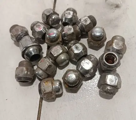 Nissan Juke I F15 Nuts/bolts N0code