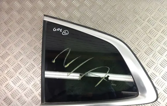 BMW X3 G01 Rear side window 7410063