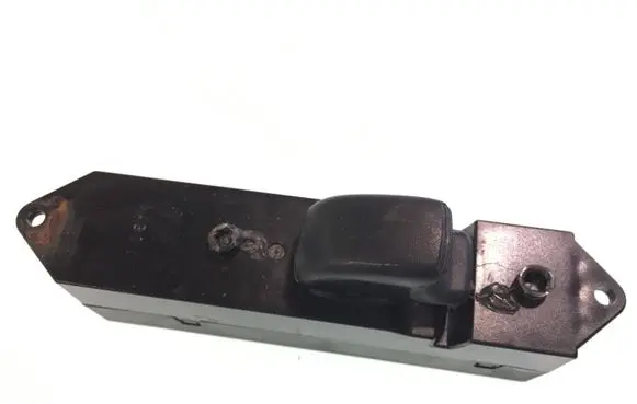 Mitsubishi Pajero Electric window control switch MR194820
