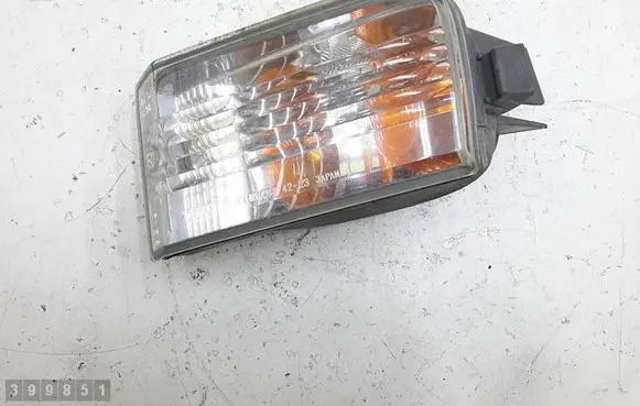 Toyota RAV 4 (XA20) Front indicator light 4223