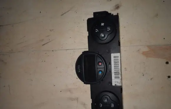Renault Megane II Climate control unit